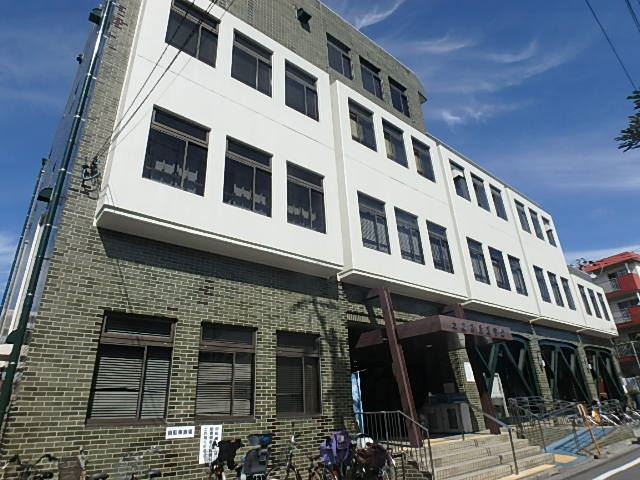 図書館　お花茶屋図書館（図書館）まで70m