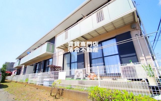 建物外観　落ち着いた外観♪