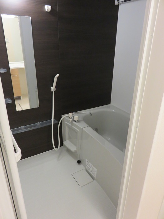 バス・シャワールーム　ゆったり過ごせるお風呂です