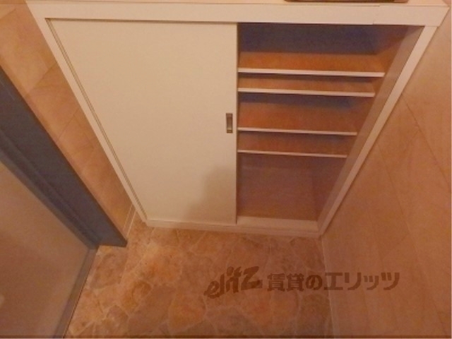 収納　下駄箱