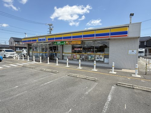 コンビニ　ミニストップ 鈴鹿野町店（コンビニ）まで603m