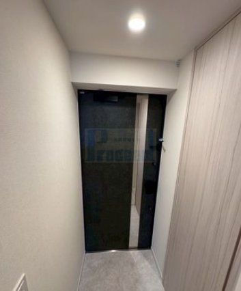 玄関　広々とした玄関部分