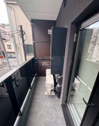 バルコニー　うれしいバルコニー付き！