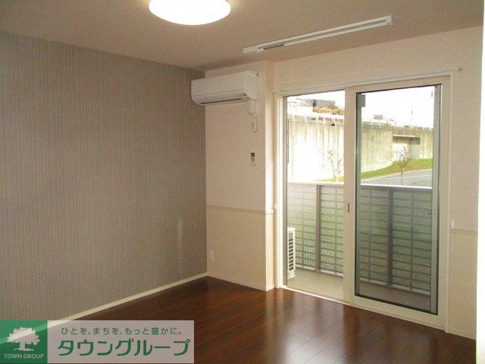 居室・リビング　お問合せはタウンハウジングまで！※現地待合わせ相談可能