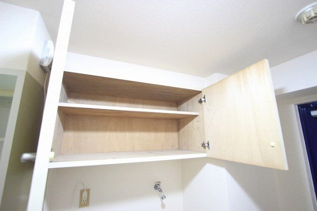収納　同物件別号室の写真