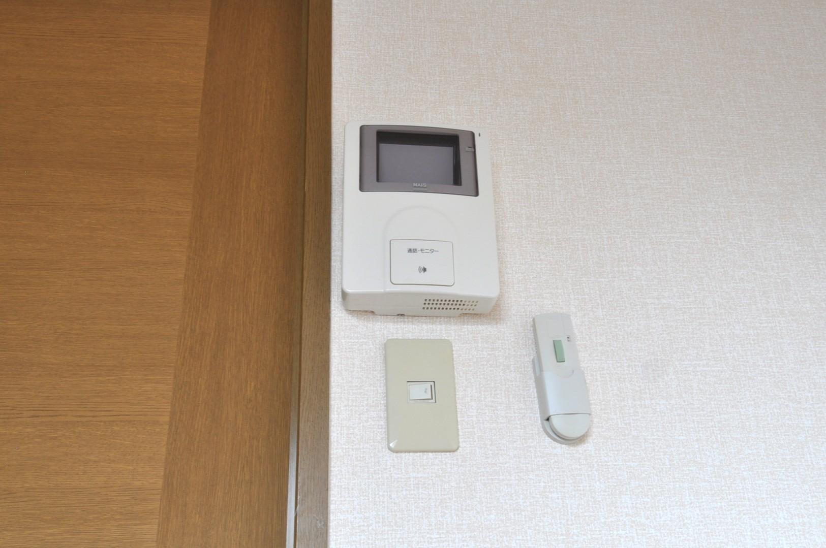その他設備　モニター付きインターホン　※201号室参照。