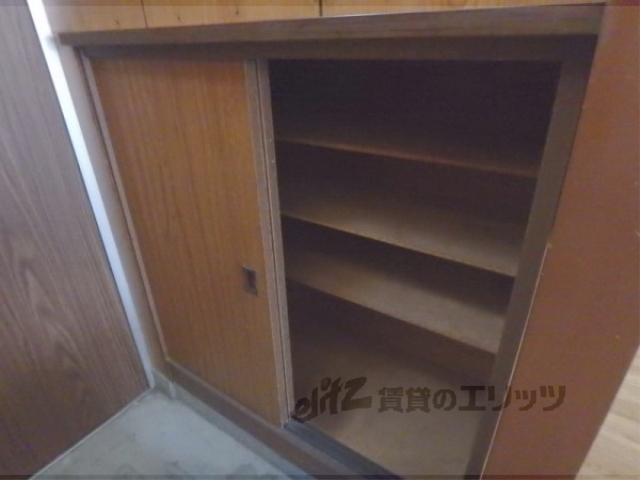 収納　下駄箱