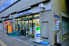 コンビニ　ファミリーマート 音羽二丁目店（コンビニ）まで608m