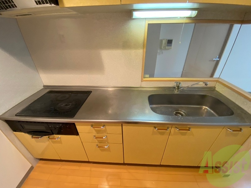 キッチン　キッチンはスペースも広々していて使いやすそうですよ！