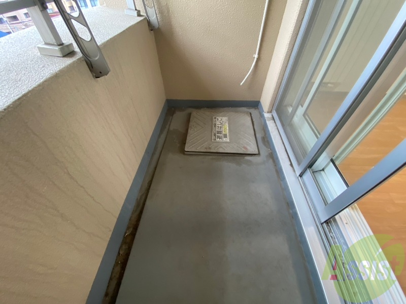 バルコニー　バルコニーが付いていますので一息ついてみてはいかがですか。