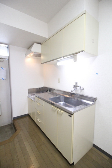 キッチン　※他号室の写真です