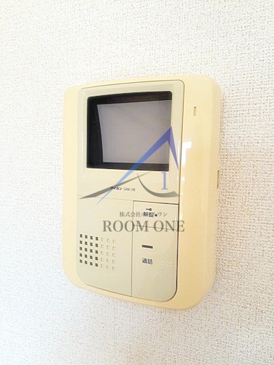 セキュリティ　モニター付きインターホンです。