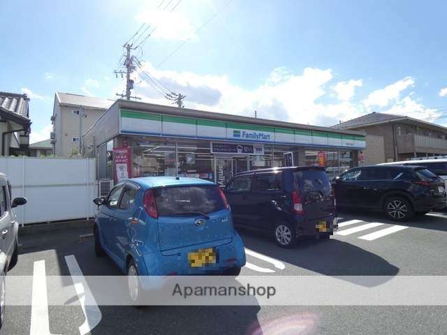 コンビニ　ファミリーマート（コンビニ）まで419m