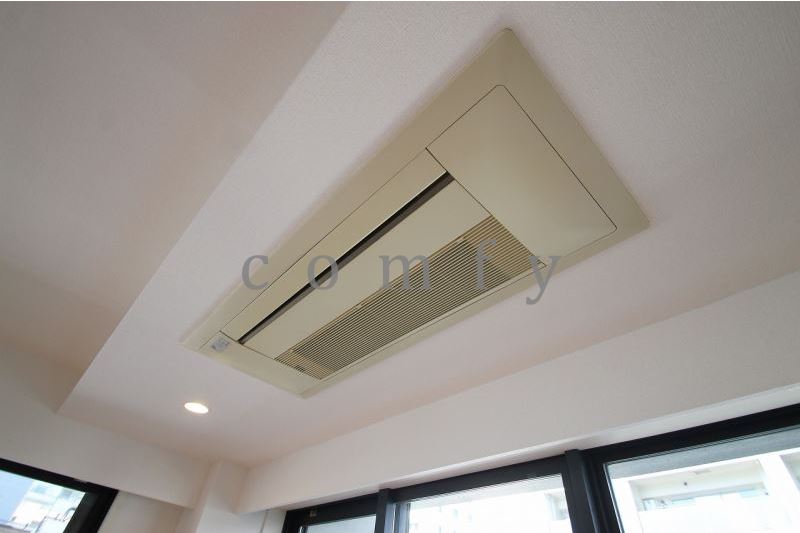 その他設備　ビルトインエアコン