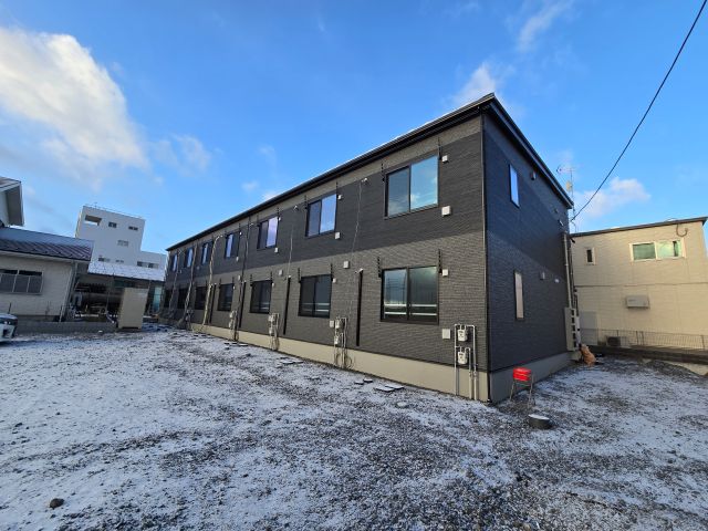 建物外観　建築中：2026年２月1日撮影