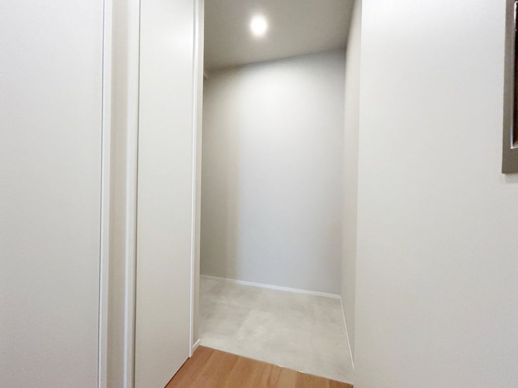 玄関　お部屋探しは株式会社　タウンハウジング　までお気軽にお問合…