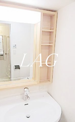 洗面設備　独立洗面台です。