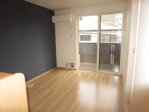 バルコニー　リビングエアコン