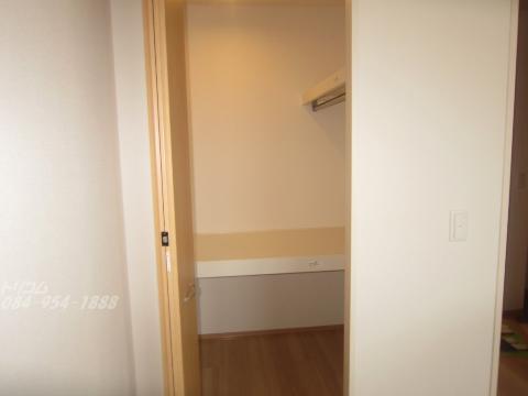 収納　ウォークインクローゼット