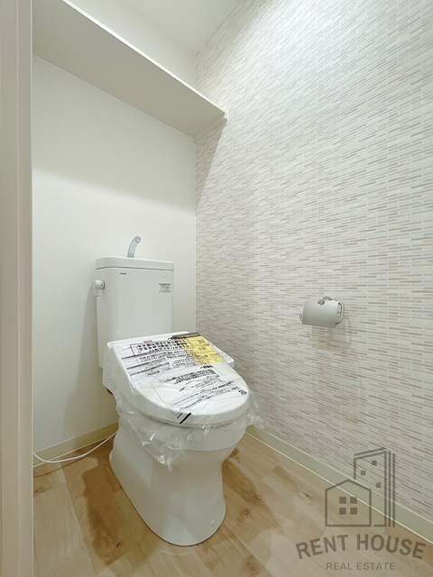 トイレ　同仕様写真です。