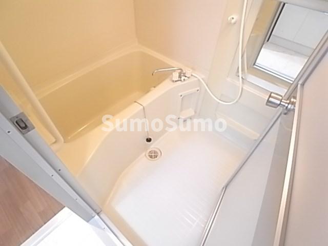 バス・シャワールーム　きれいなお風呂です