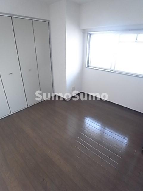 その他部屋・スペース　落ち着いて過ごせるお部屋なので、寝室にいかがでしょうか