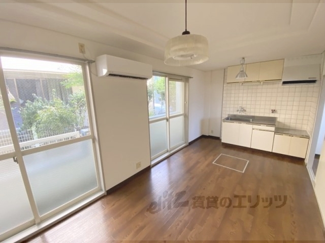 居室・リビング　リビング