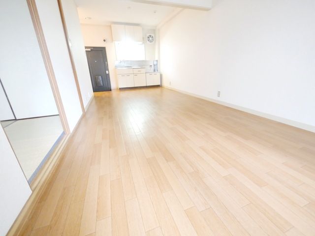 居室・リビング　★お部屋探しは、タウンハウジング多摩センター店へ★