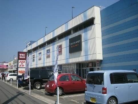 ショッピングセンター　コマーシャルモール博多（ショッピングセンター）まで569m