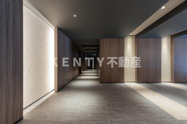 ロビー　落ち着いたロビーです