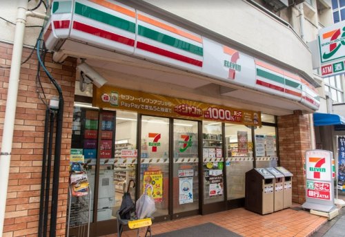 コンビニ　セブンイレブン 高輪台駅前店（コンビニ）まで220m