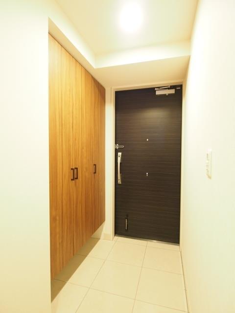 玄関　明るい玄関です