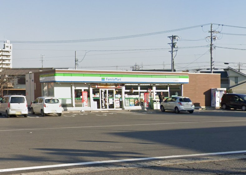 コンビニ　ファミリーマート 近鉄弥富駅南店（コンビニ）まで755m