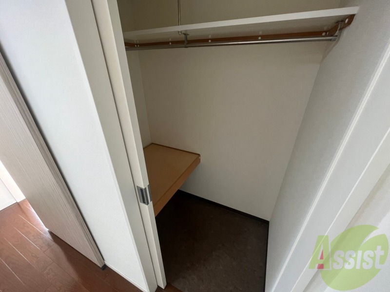 収納　クローゼット。荷物がたくさんあっても問題ないですね。