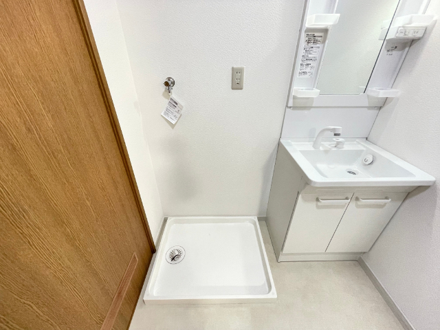 その他　室内洗濯機置場です