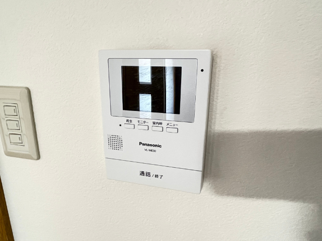 セキュリティ　モニター付きインターホンです