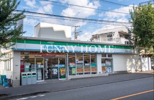 コンビニ　ファミリーマート 目黒本町三丁目店（コンビニ）まで500m