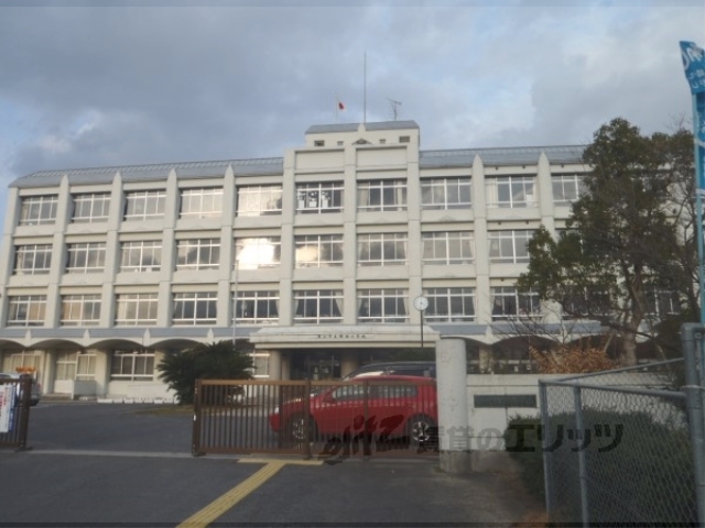 小学校　物部小学校（小学校）まで1400m