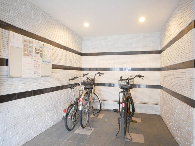 その他共有部分　駐輪場も完備しております♪