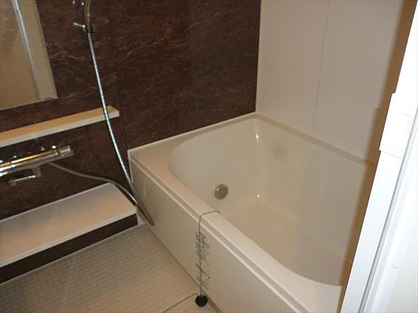 バス・シャワールーム　※別部屋の参考写真です。