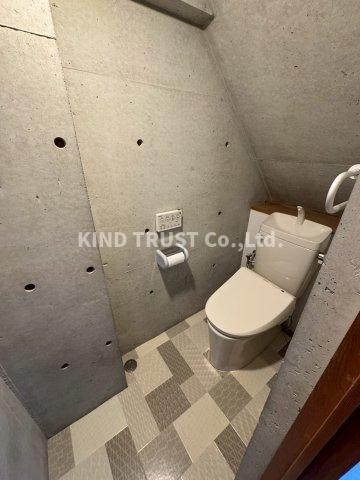 トイレ　コンパクトで使いやすいトイレです