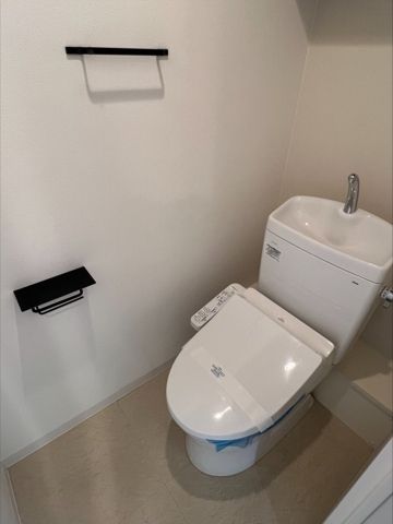 トイレ　落ち着いたトイレです