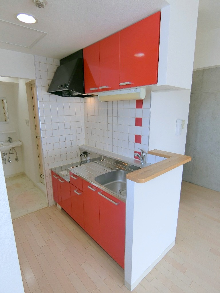 キッチン　独立キッチンタイプです。