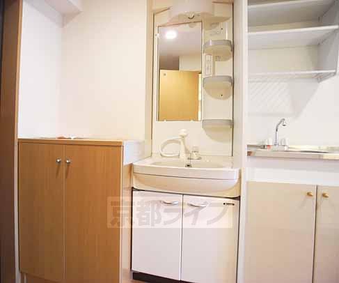 洗面設備　便利なシャンプードレッサー