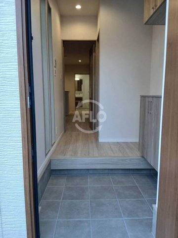 玄関　桑津新築戸建C号地　玄関