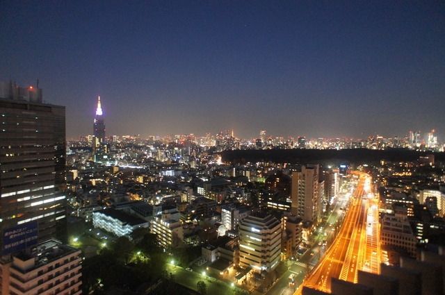 その他共有部分　24Ｆパーティルームからの夜景です♪