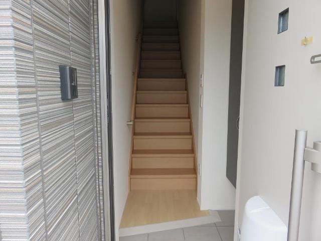 玄関　玄関～階段