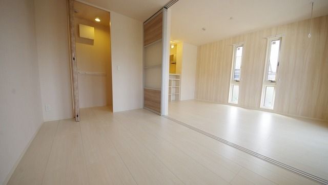 居室・リビング　同施工会社仕様写真