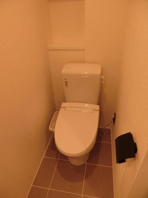 トイレ　★温水洗浄便座★