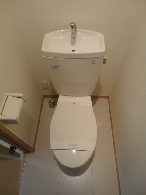 トイレ　※別部屋参考写真